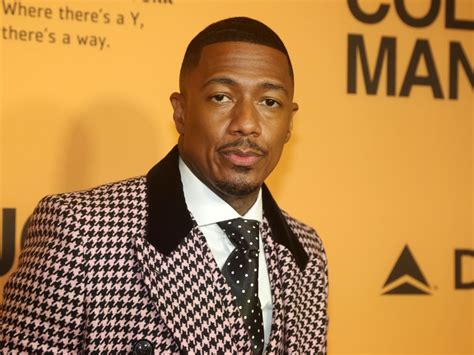 Nick Cannon & pregnant baby mama Alyssa Scott go fully nude。